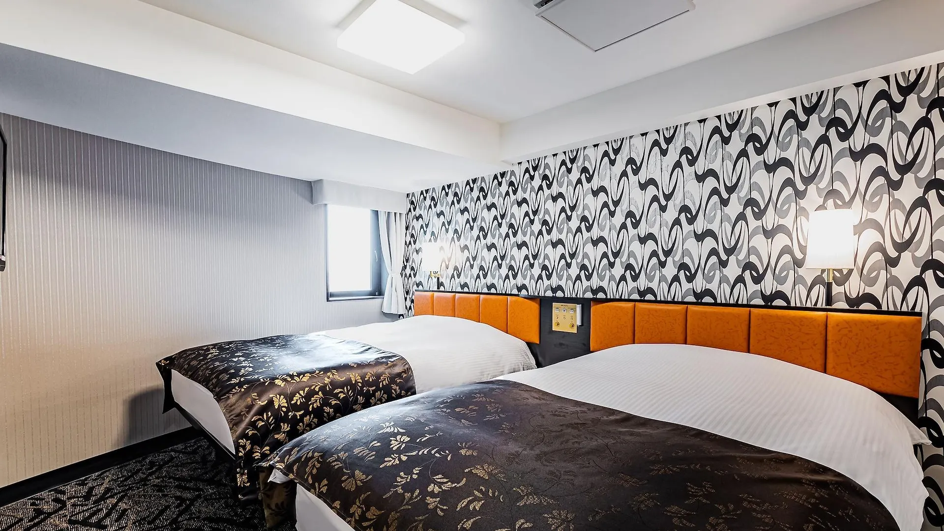 Apa Hotel Sapporo Hosui Susukino Ekimae Japonsko